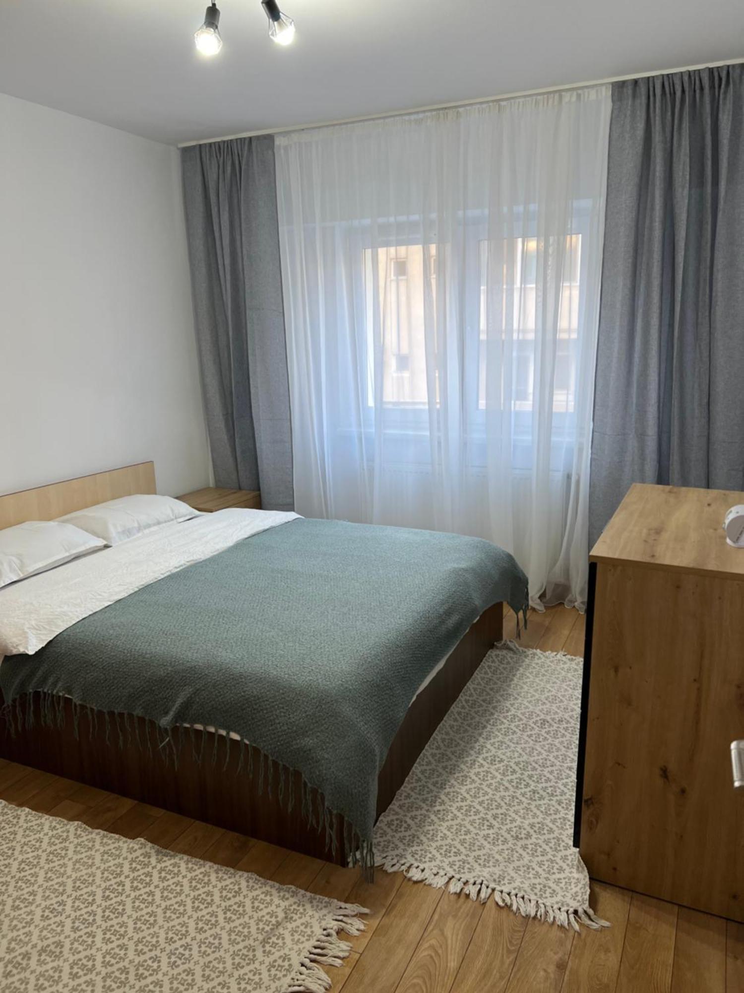 Apartament Centru Râmnicu Vâlcea Buitenkant foto